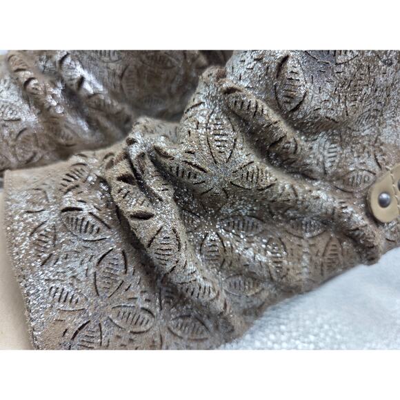 Naughty Monkey Nyxx Metallic Perforated Leather 6 Slingback Sandal Block Heels - Picture 2 of 9